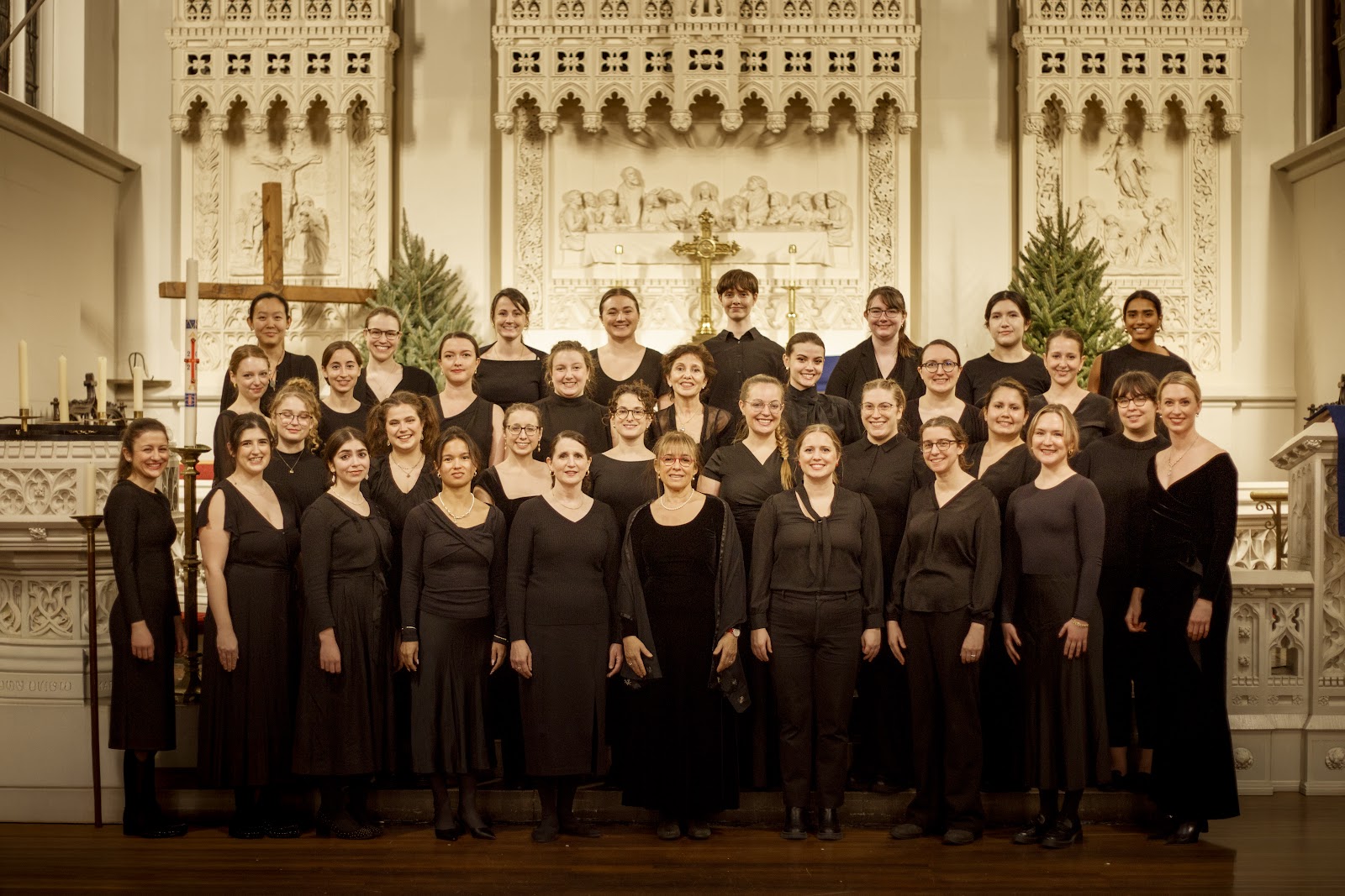Lux Mea Choir ensemble photo